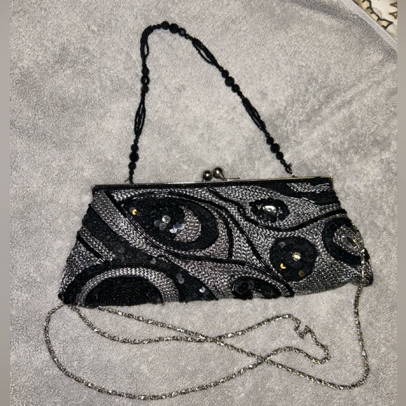 Vintage beaded evening back clutch - Picture 5 of 7